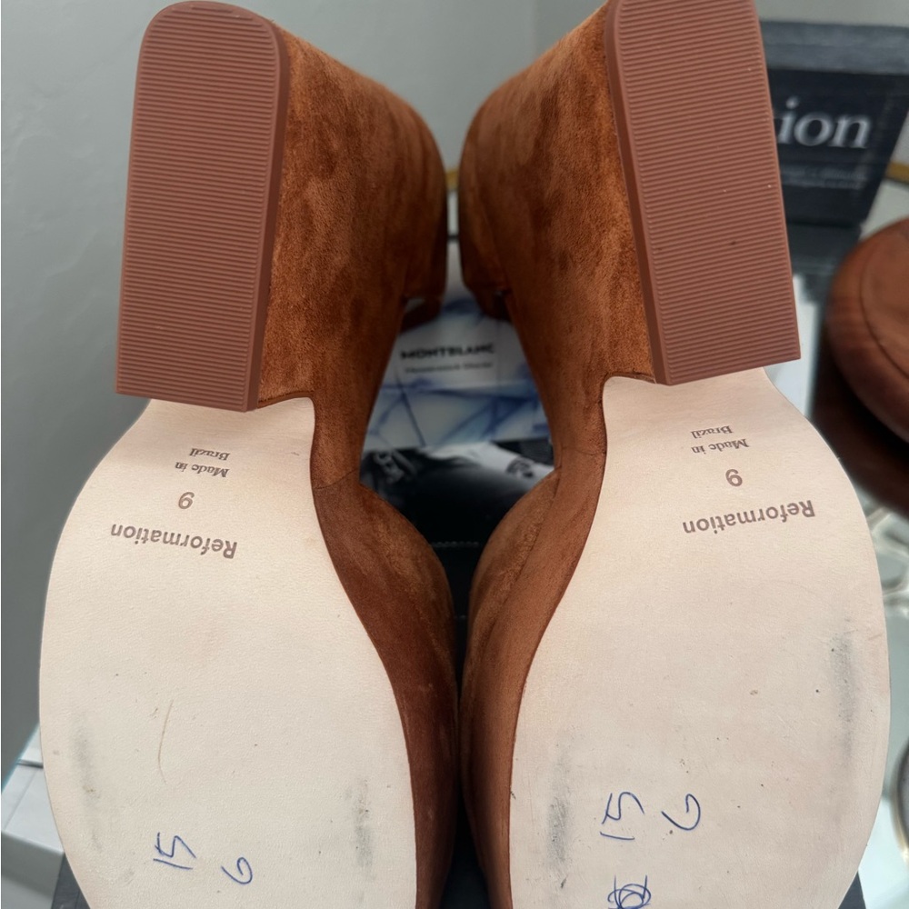 NEW Reformation Women's Judy Platform Sandal Size 9 in Rum Suede - Picture 8 of 9